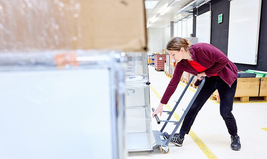 Südhang Arbeitsintegration & Handels AG Offene Stelle Möbelmontage Lager